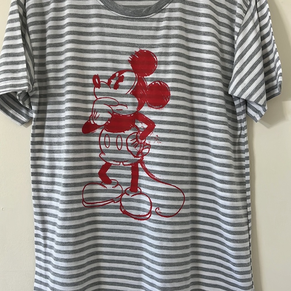 Disney Grey White Striped Red Mickey Mouse Short Sleeve Tee Size Medium - Picture 3 of 8